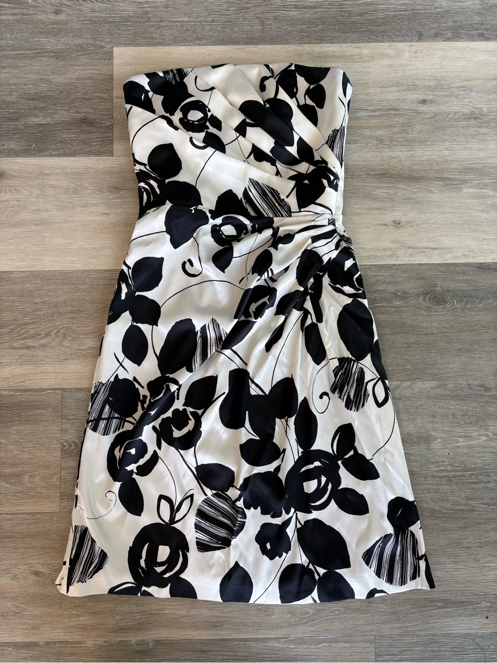 White House Black Market Strapless Black and White Floral Dress